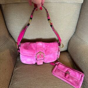 Vintage coach bag, beautiful suede